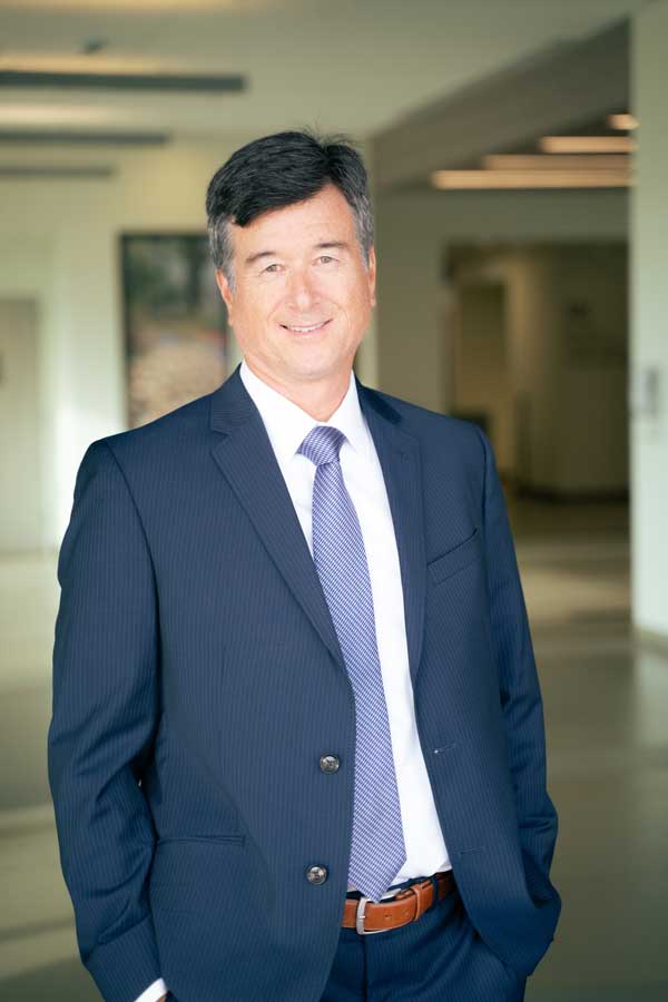 Dr. Uyesaka